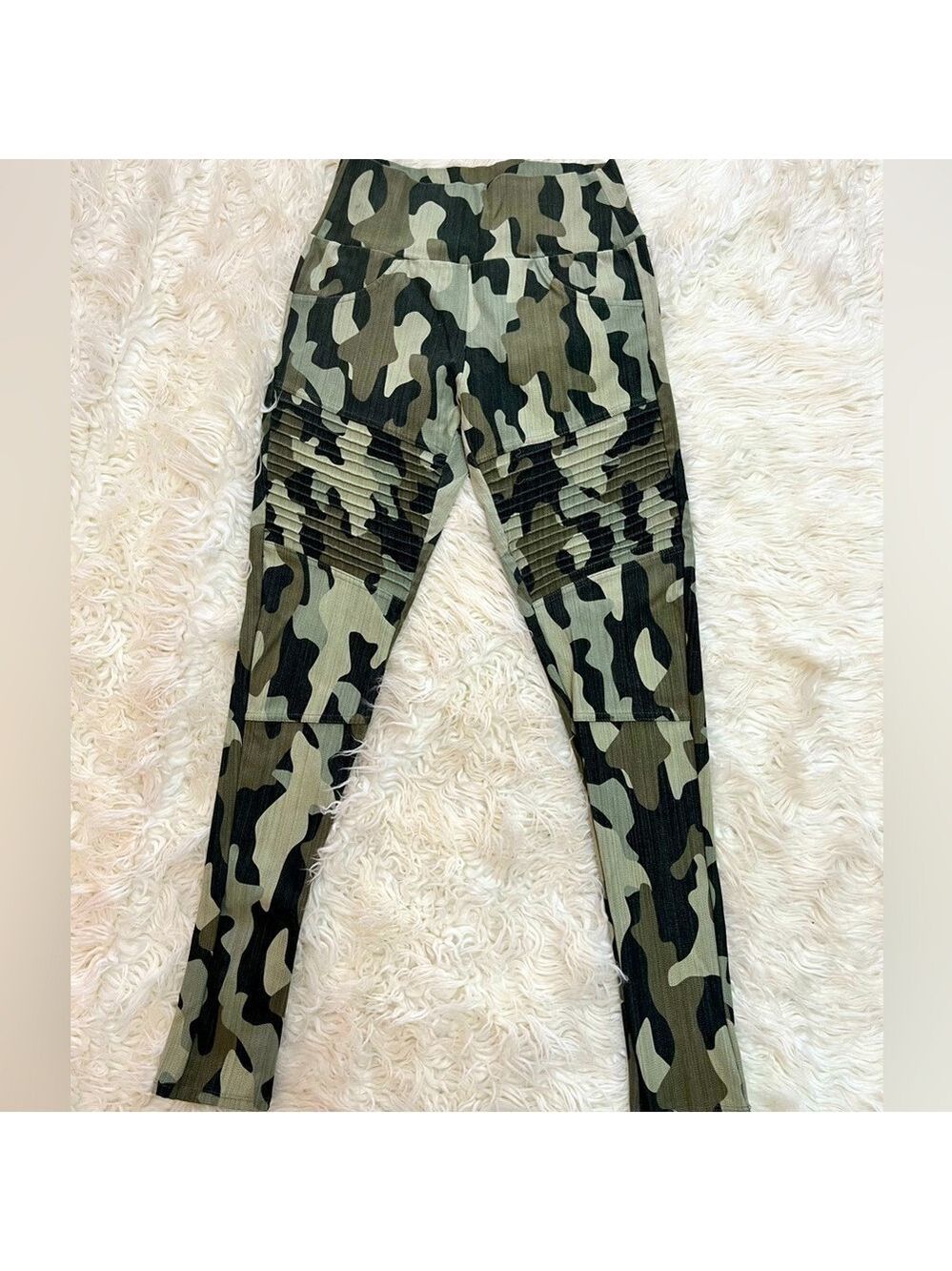 Agnes & Dora Women’s Camo Leggings
